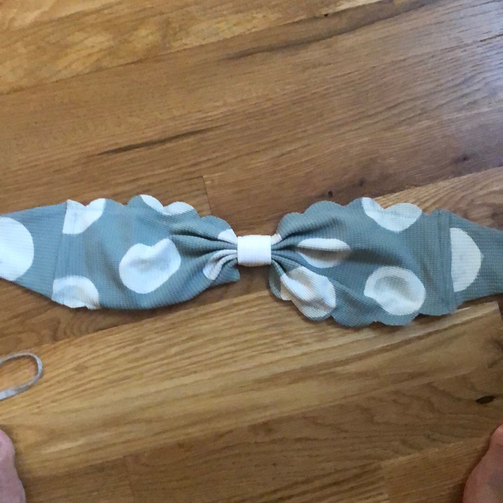 Strapless polka dotted top